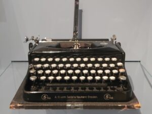 Ein Schreibmaschinen-Schätzchen
