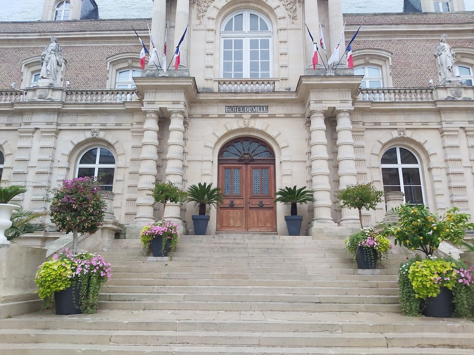 Hôtel de Ville - das Rathaus von Amiens