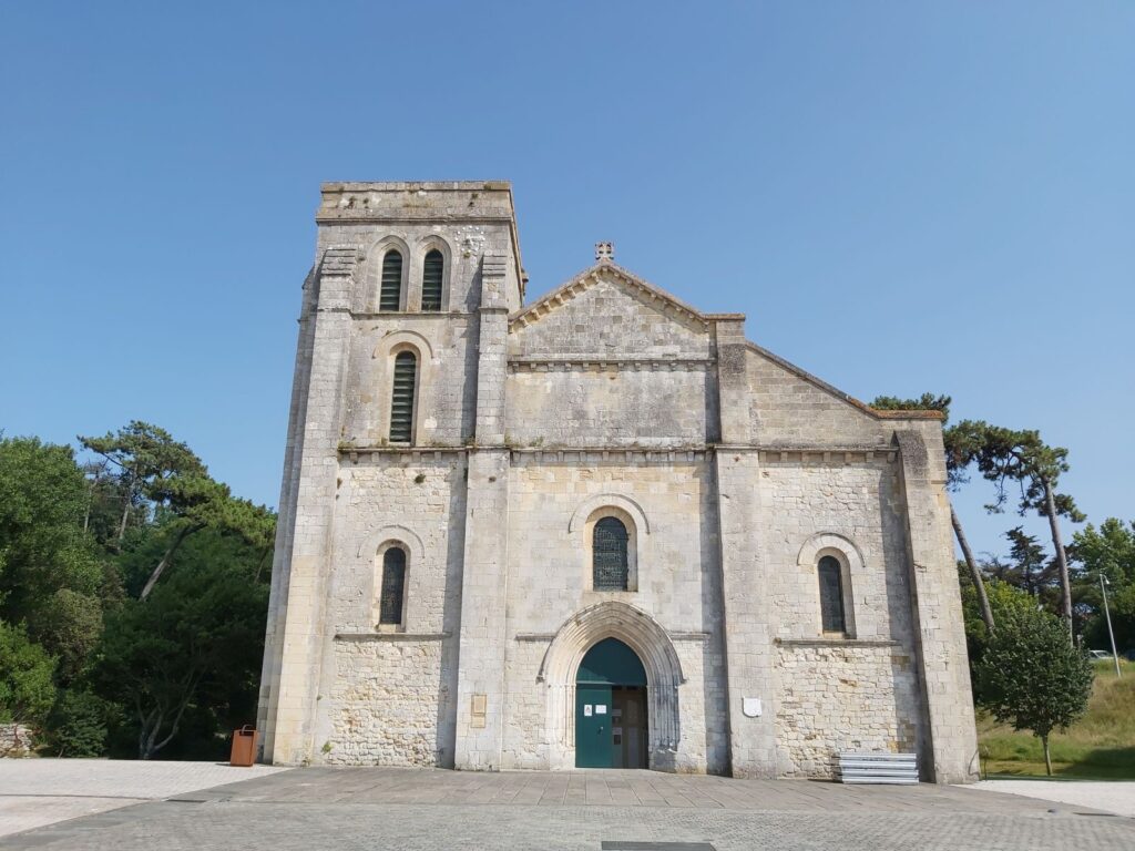 Notre-Dame-de-la-Fin-des-Terres - UNESCO-Welterbe in Soulac-sur-Mer