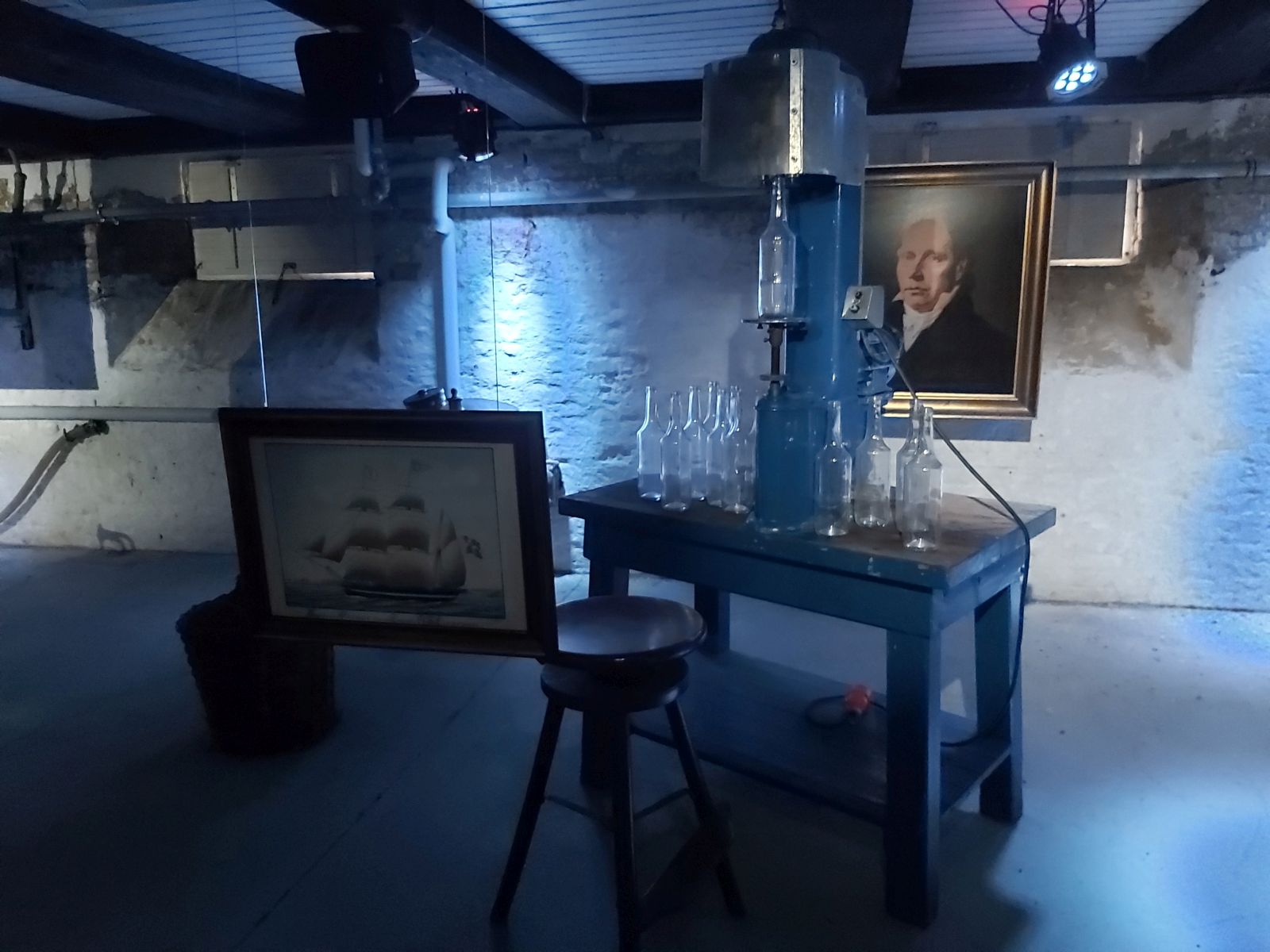 Flensburger Rum-Hersteller gaben ihre Gerätschaften an das Rum-Museum