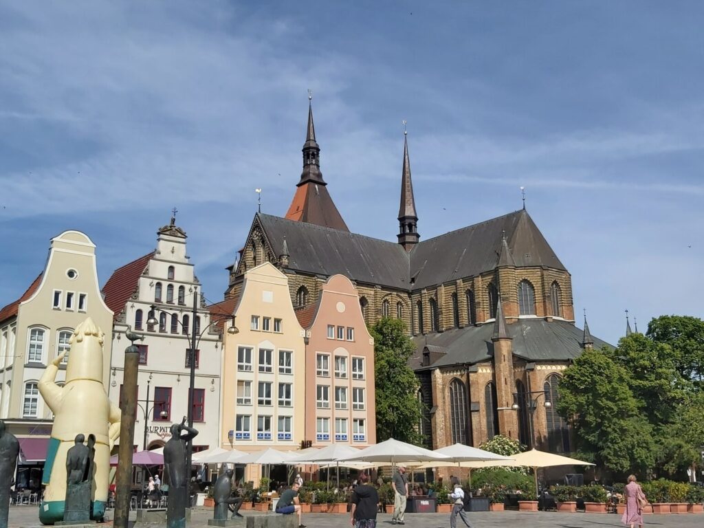 Blick vom Neuen Markt zur Marienkirche