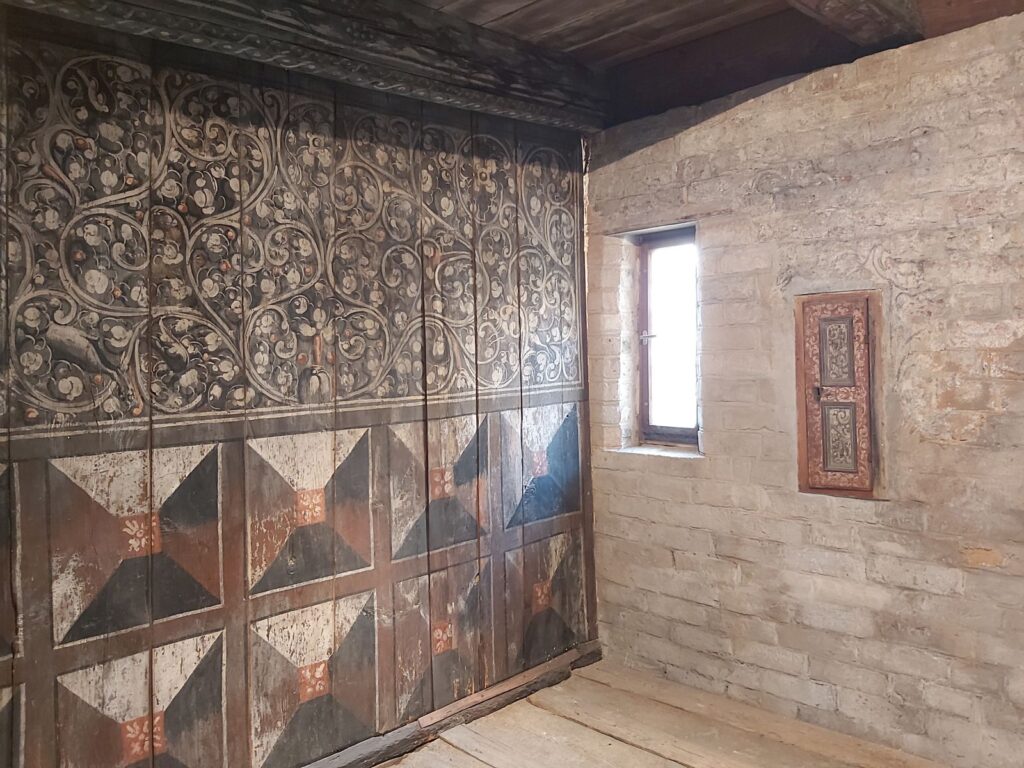 Eine Wohnzelle der Nonnen, mit Ausmalung aus dem 16. Jahrhundert