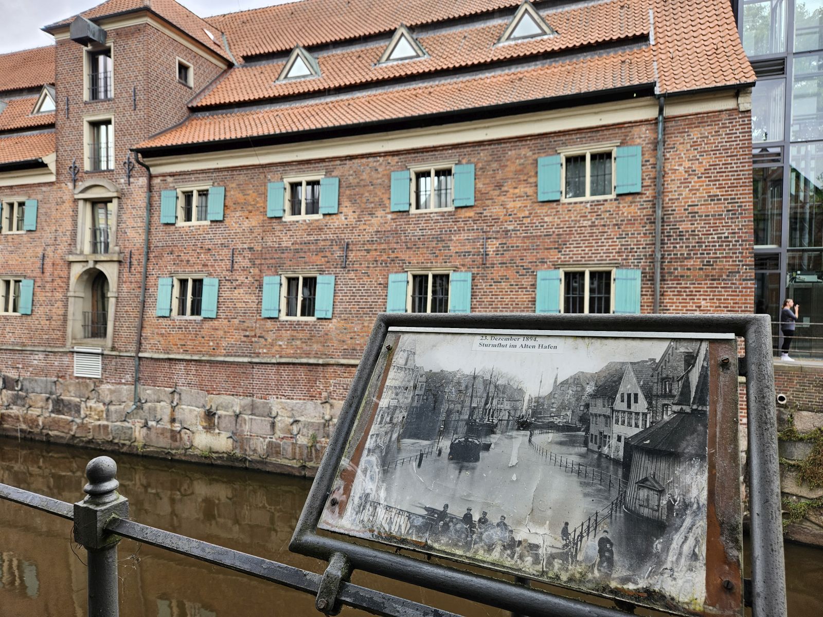 Erinnerung an die Sturmflut im Alten Hafen in Stade 1894