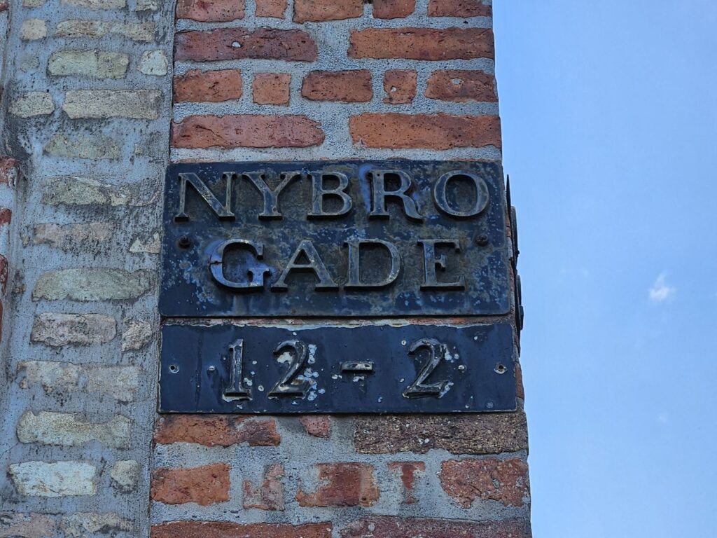 Alte Straßenschilder in Kopenhagen - Nybro Gade