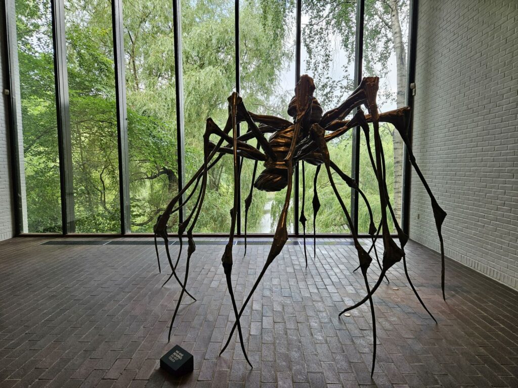 Louise Bourgeois, Spider Couple - Louisiana Museum of Modern Art